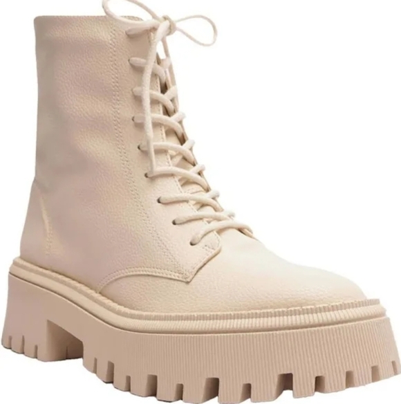 Arezzo MAYA Pull On Lug Sole Combat & Lace-Up Boots Sz 9 Retail $200 - Picture 2 of 13